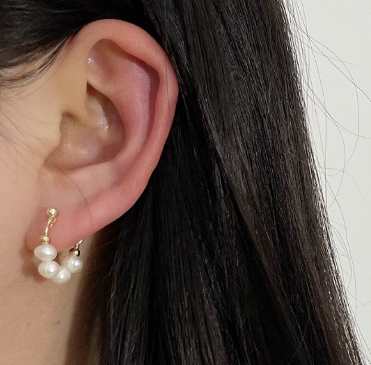 Natural Freshwater Pearl Earring